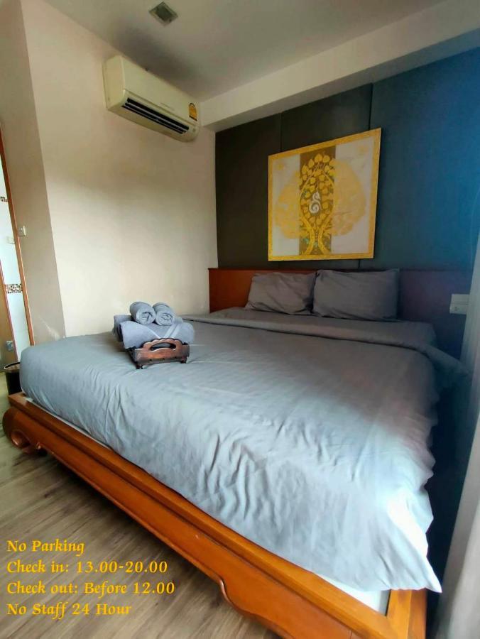 Hotel Eastgate à Chiang Mai Extérieur photo