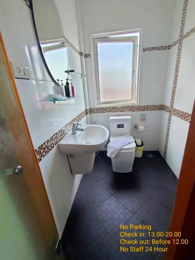 Hotel Eastgate à Chiang Mai Extérieur photo